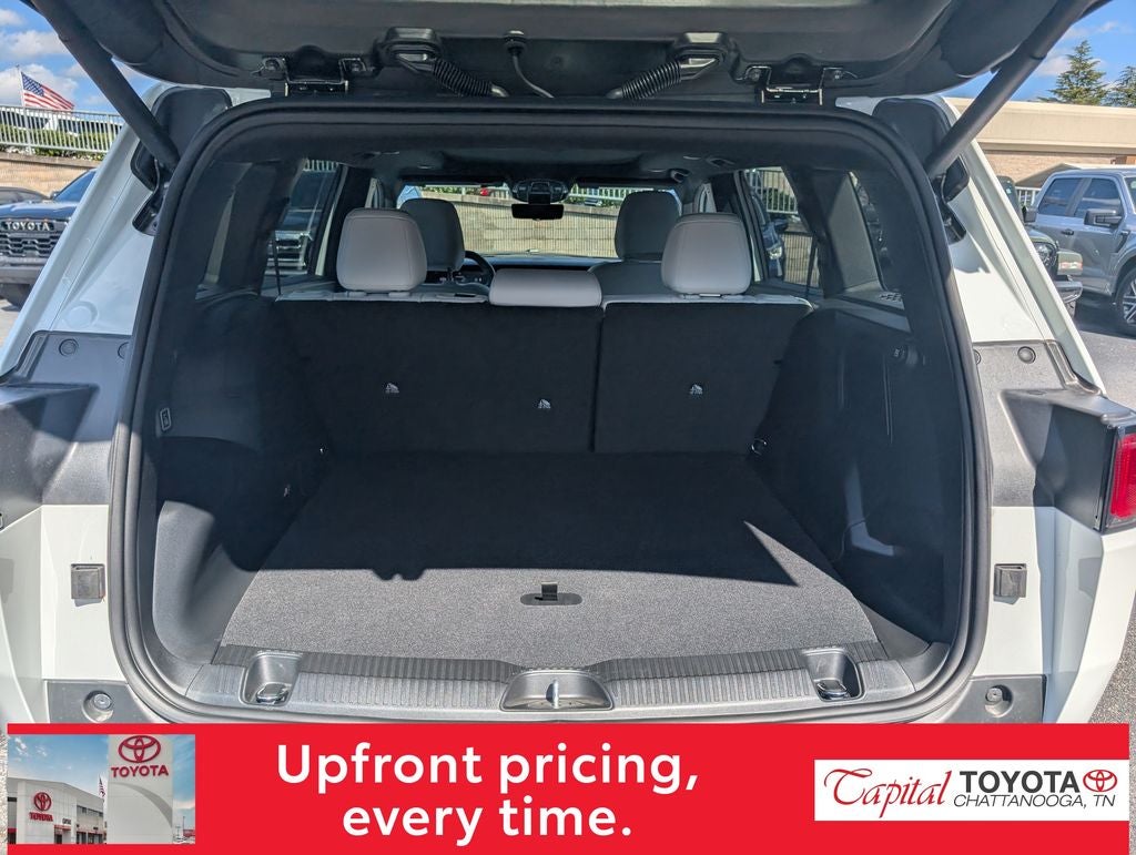 2026 Jeep Cherokee Overland