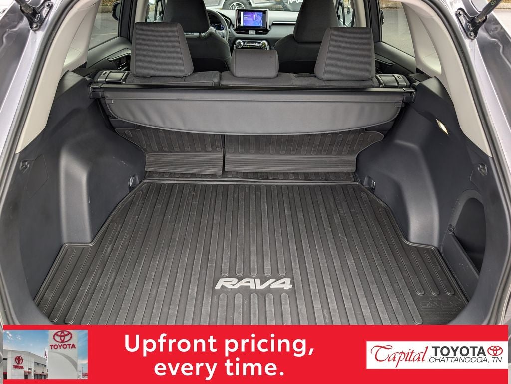 2024 Toyota RAV4 Hybrid LE