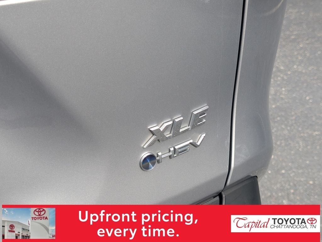 2025 Toyota RAV4 Hybrid XLE