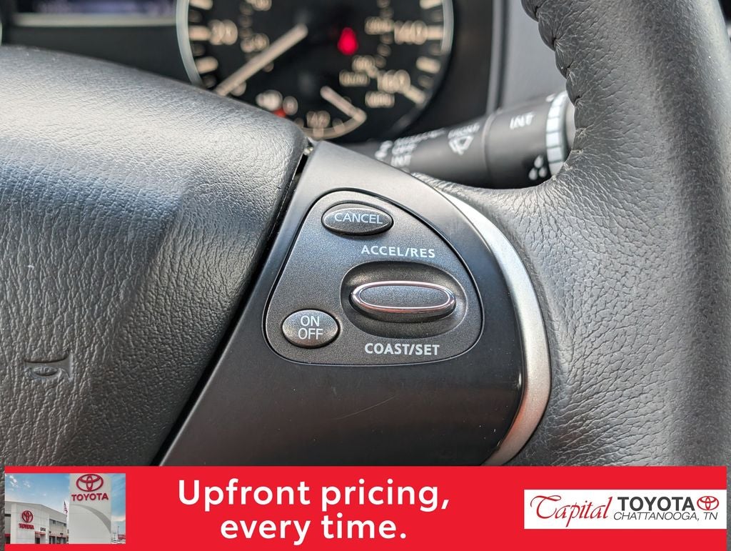 2016 Nissan Pathfinder SL