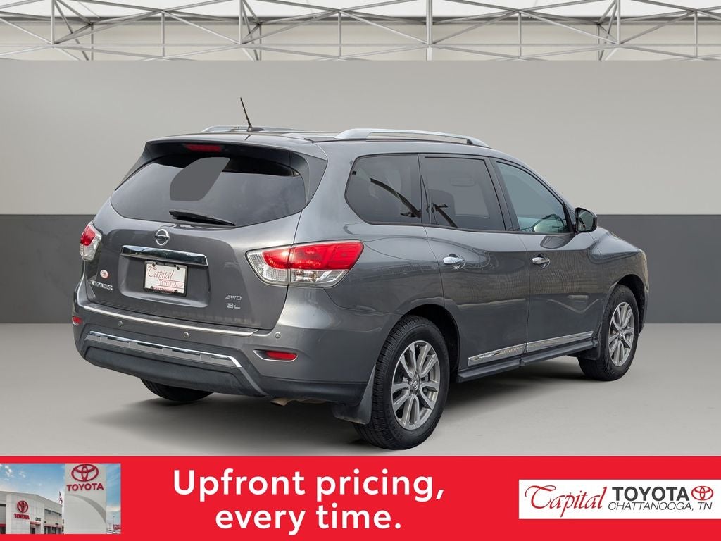 2016 Nissan Pathfinder SL