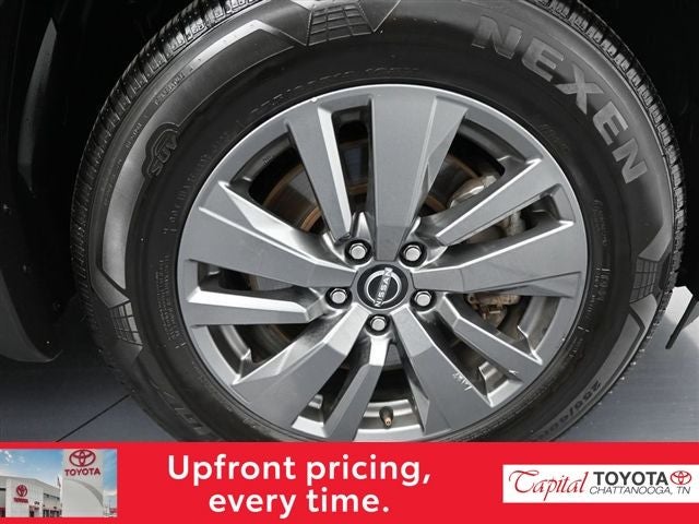 2024 Nissan Pathfinder SV