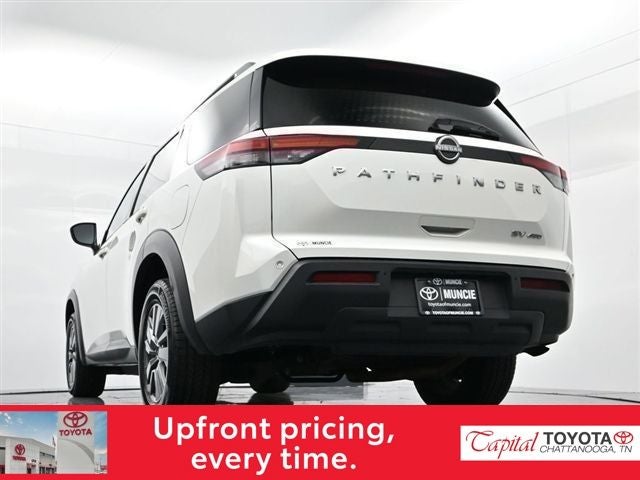 2024 Nissan Pathfinder SV