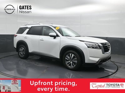 2025 Nissan Pathfinder SL
