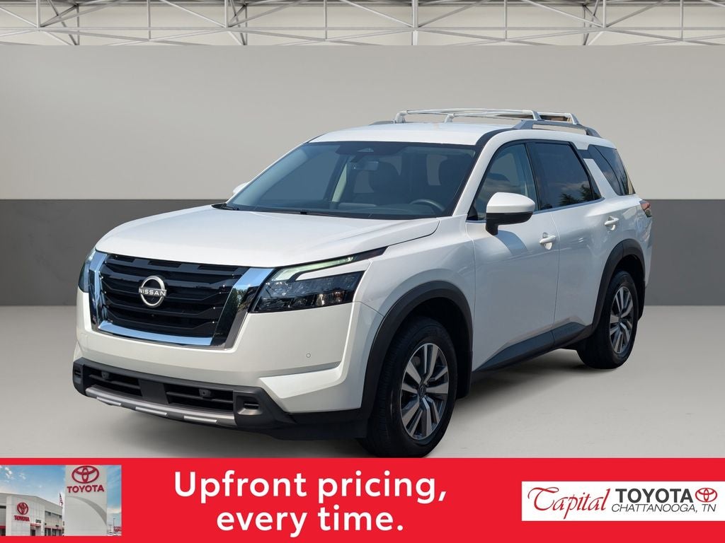 2025 Nissan Pathfinder SL