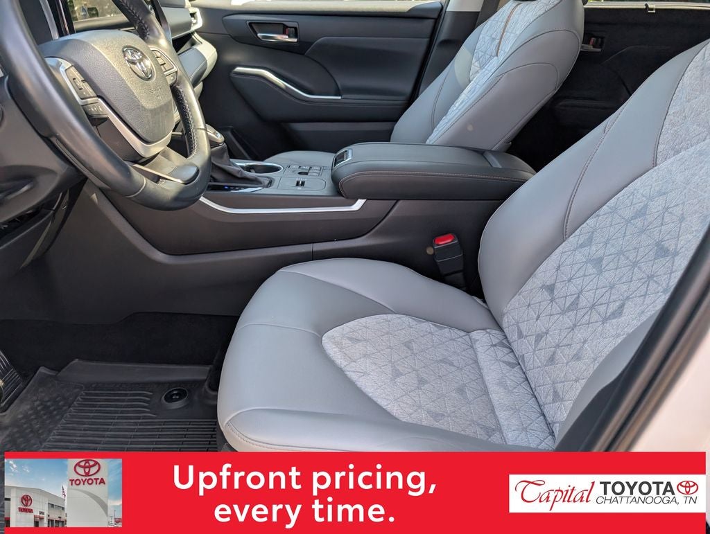 2023 Toyota Highlander Hybrid Bronze Edition