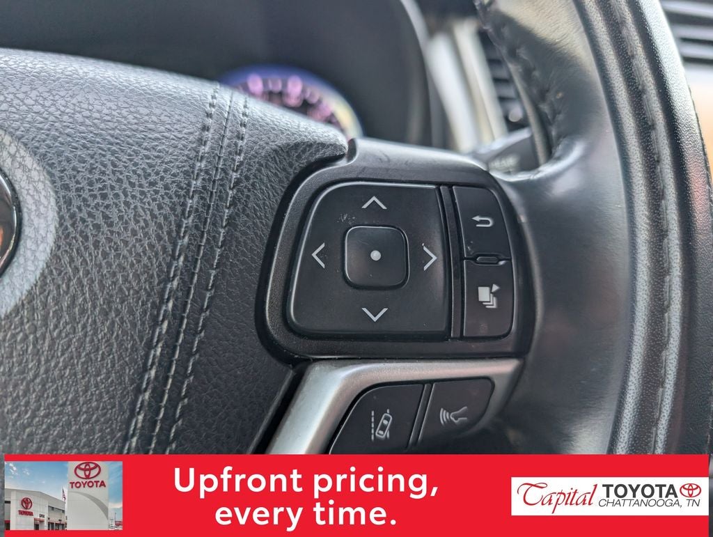 2019 Toyota Highlander SE