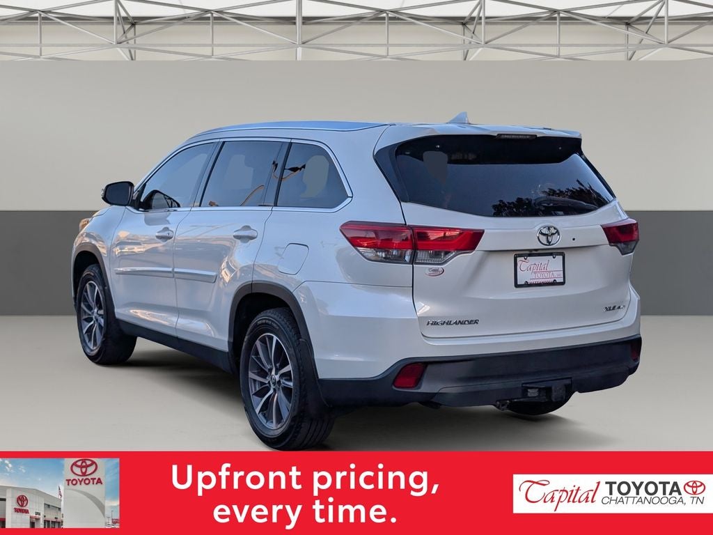 2019 Toyota Highlander SE