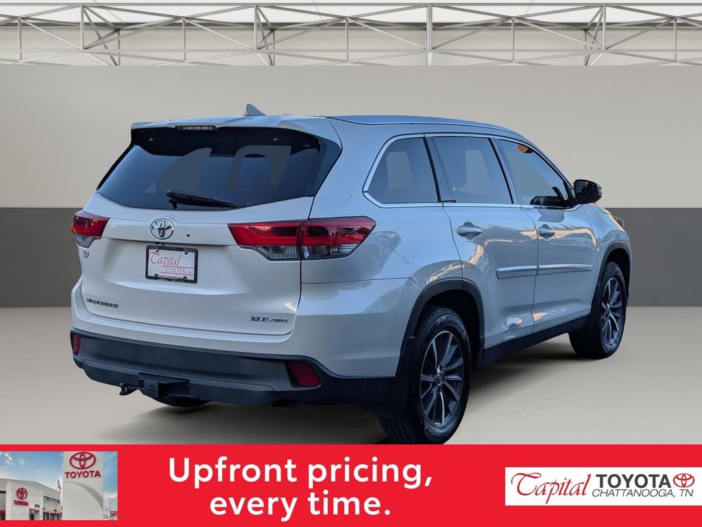 2019 Toyota Highlander SE