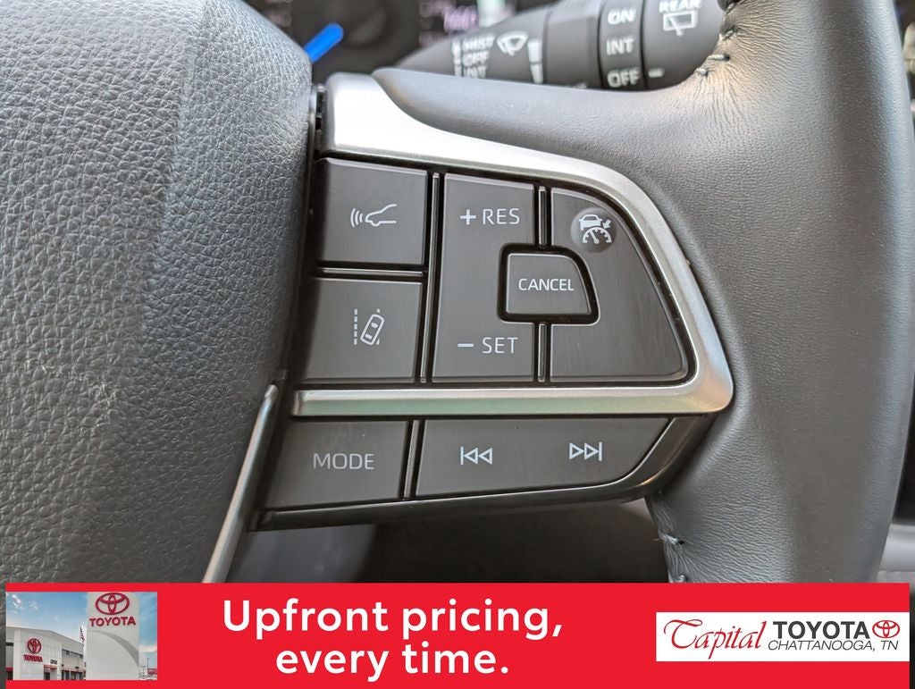 2024 Toyota Highlander Hybrid XLE