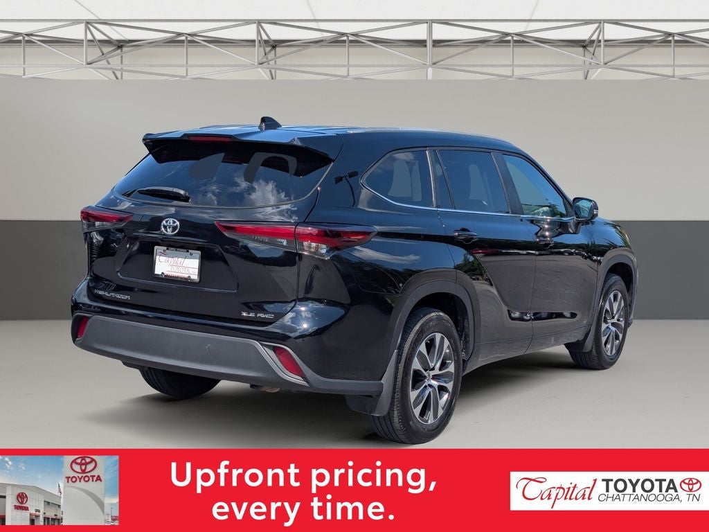 2025 Toyota Highlander XLE