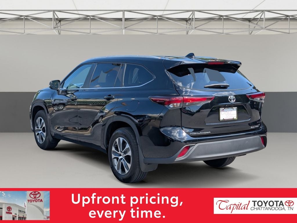 2025 Toyota Highlander XLE