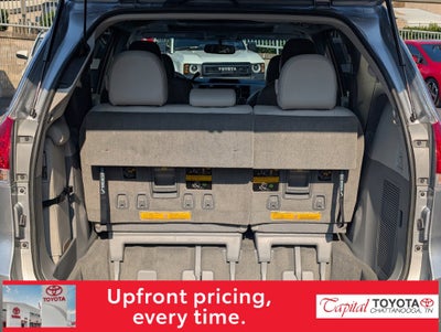 2014 Toyota Sienna XLE 8 Passenger