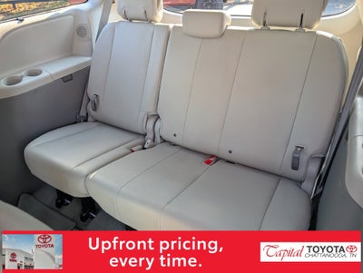 2014 Toyota Sienna XLE 8 Passenger