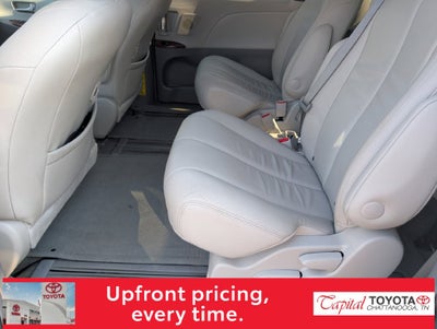 2014 Toyota Sienna XLE 8 Passenger