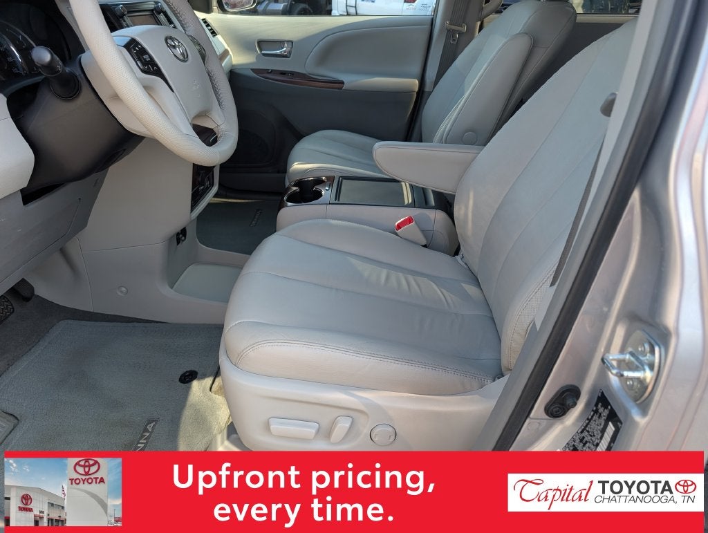 2014 Toyota Sienna XLE 8 Passenger
