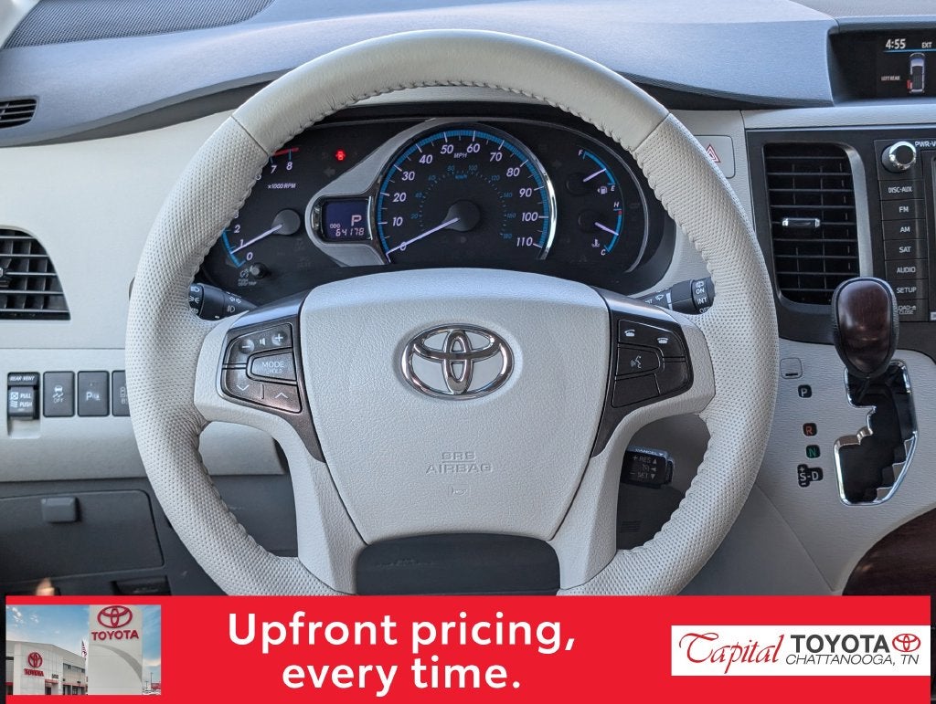 2014 Toyota Sienna XLE 8 Passenger