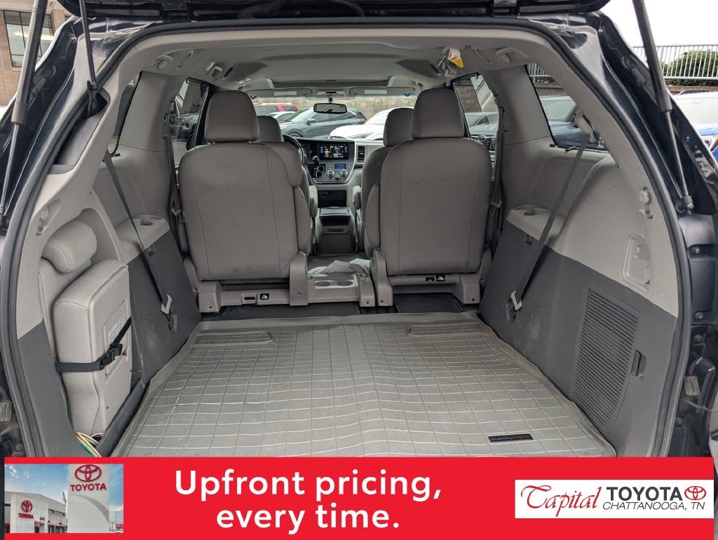 2015 Toyota Sienna XLE 8 Passenger