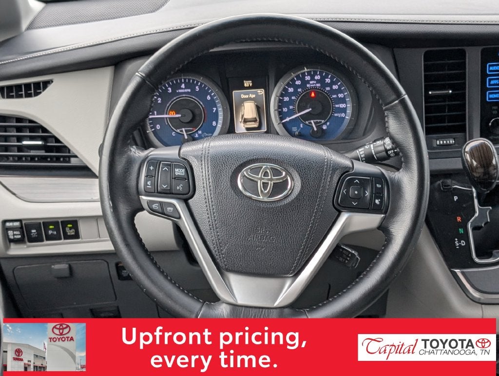 2015 Toyota Sienna XLE 8 Passenger