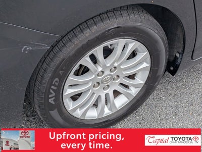 2015 Toyota Sienna XLE 8 Passenger
