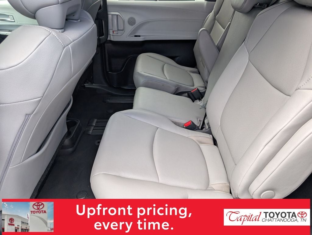 2026 Toyota Sienna XLE 8 Passenger