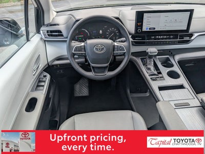 2026 Toyota Sienna XLE 8 Passenger