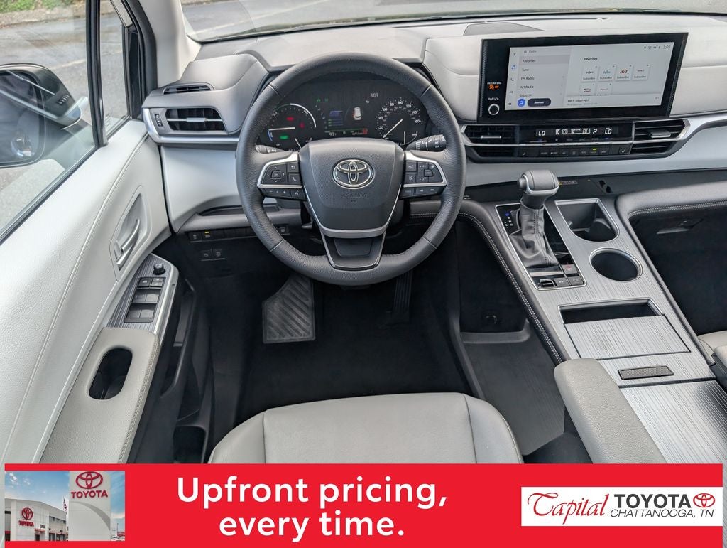 2026 Toyota Sienna XLE 8 Passenger