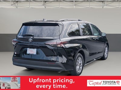 2026 Toyota Sienna XLE 8 Passenger