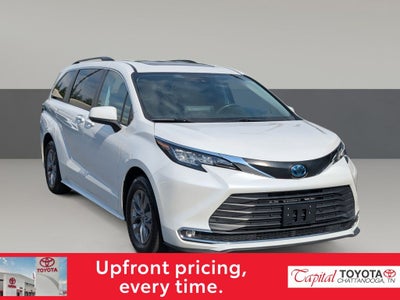 2023 Toyota Sienna XLE 8 Passenger