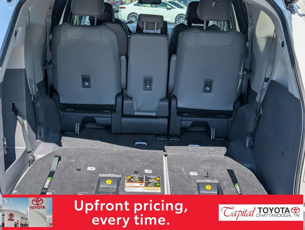 2023 Toyota Sienna XLE 8 Passenger