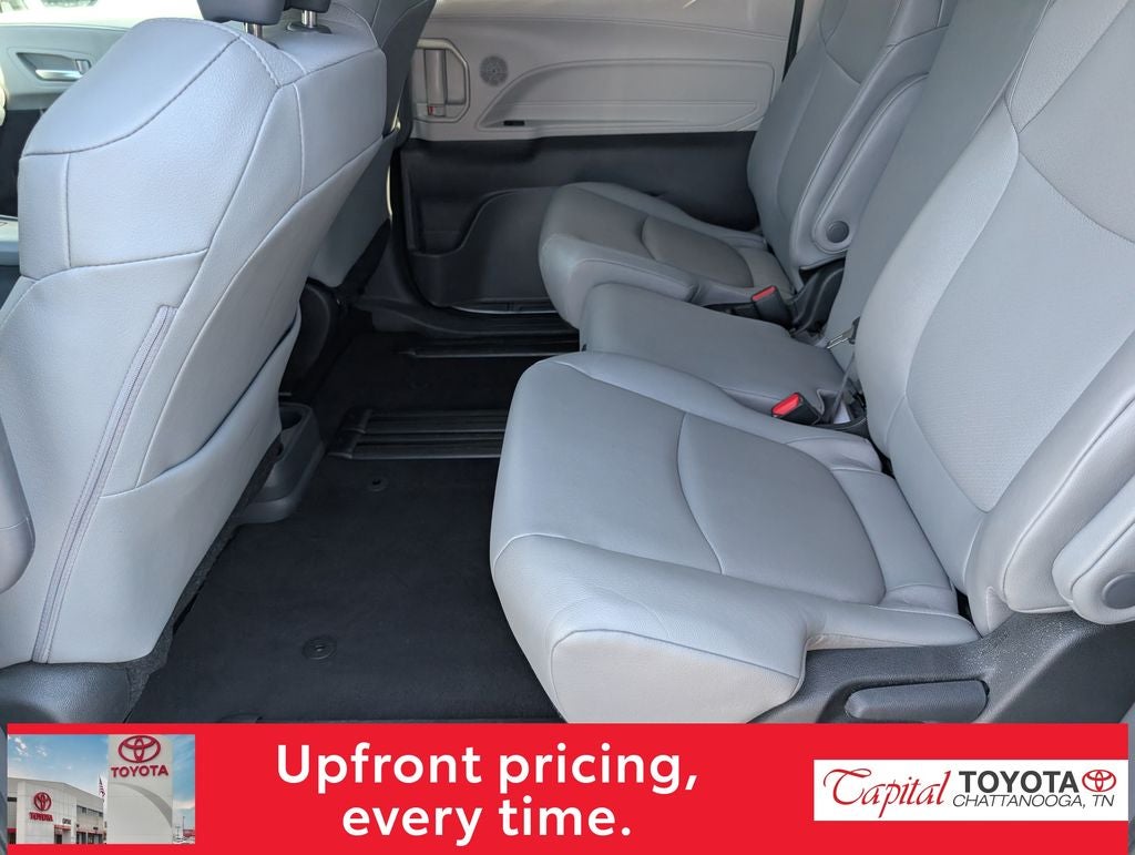 2023 Toyota Sienna XLE 8 Passenger