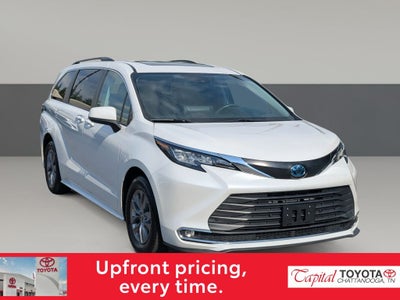 2023 Toyota Sienna XLE 8 Passenger