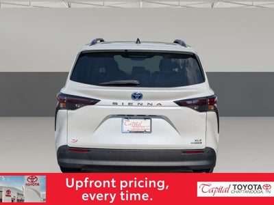 2023 Toyota Sienna XLE 8 Passenger