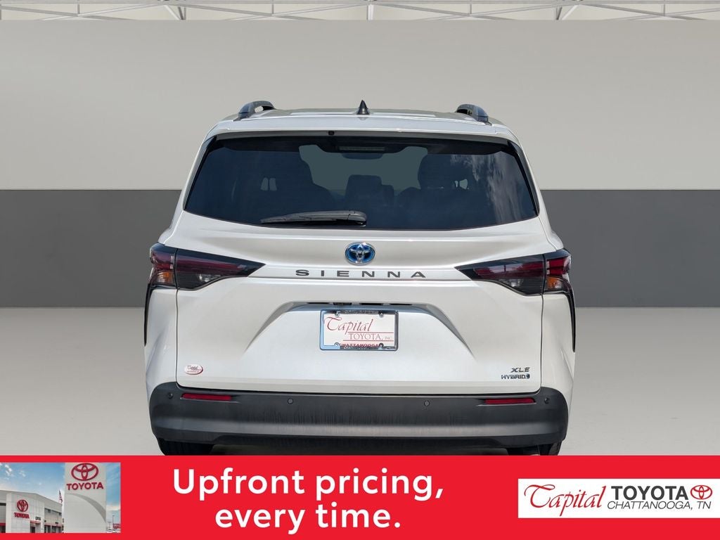 2023 Toyota Sienna XLE 8 Passenger