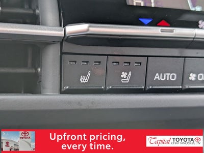 2025 Toyota Sienna Limited 7 Passenger