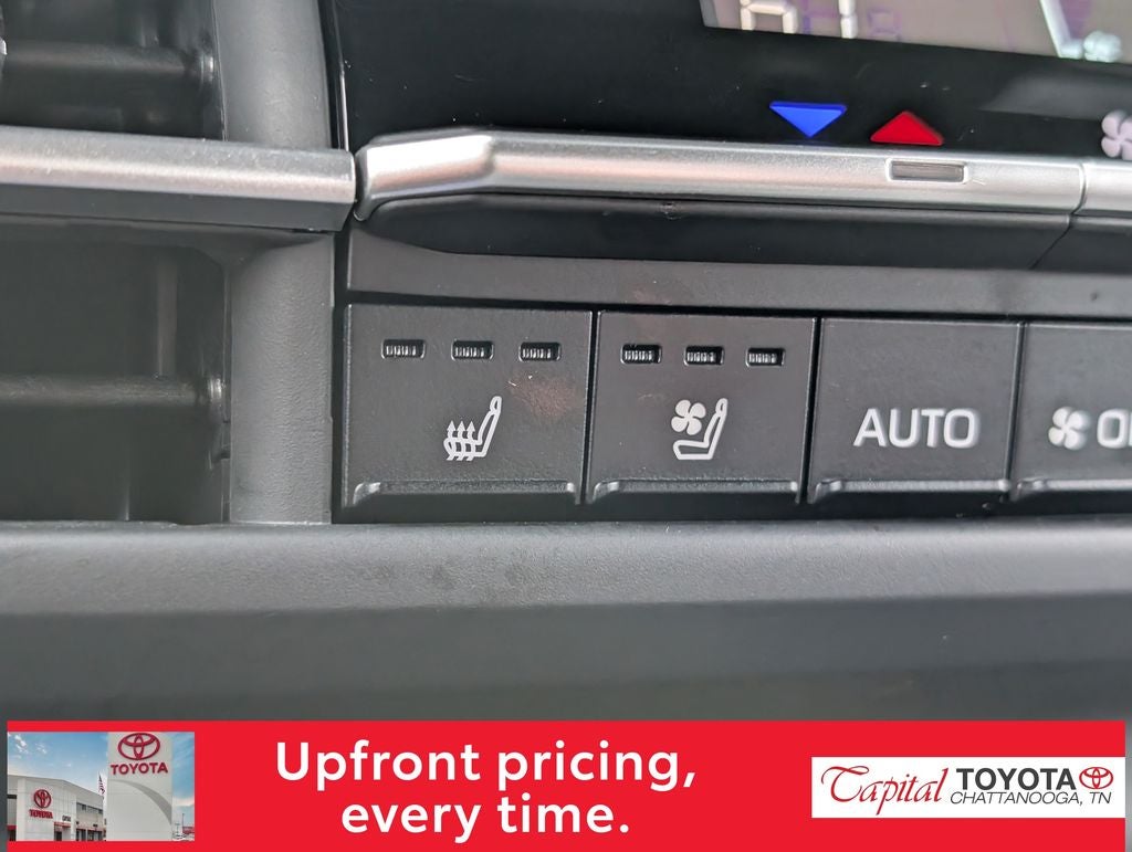 2025 Toyota Sienna Limited 7 Passenger