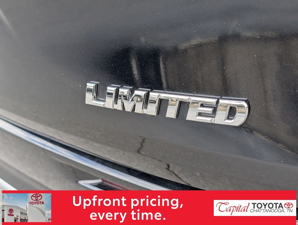 2025 Toyota Sienna Limited 7 Passenger