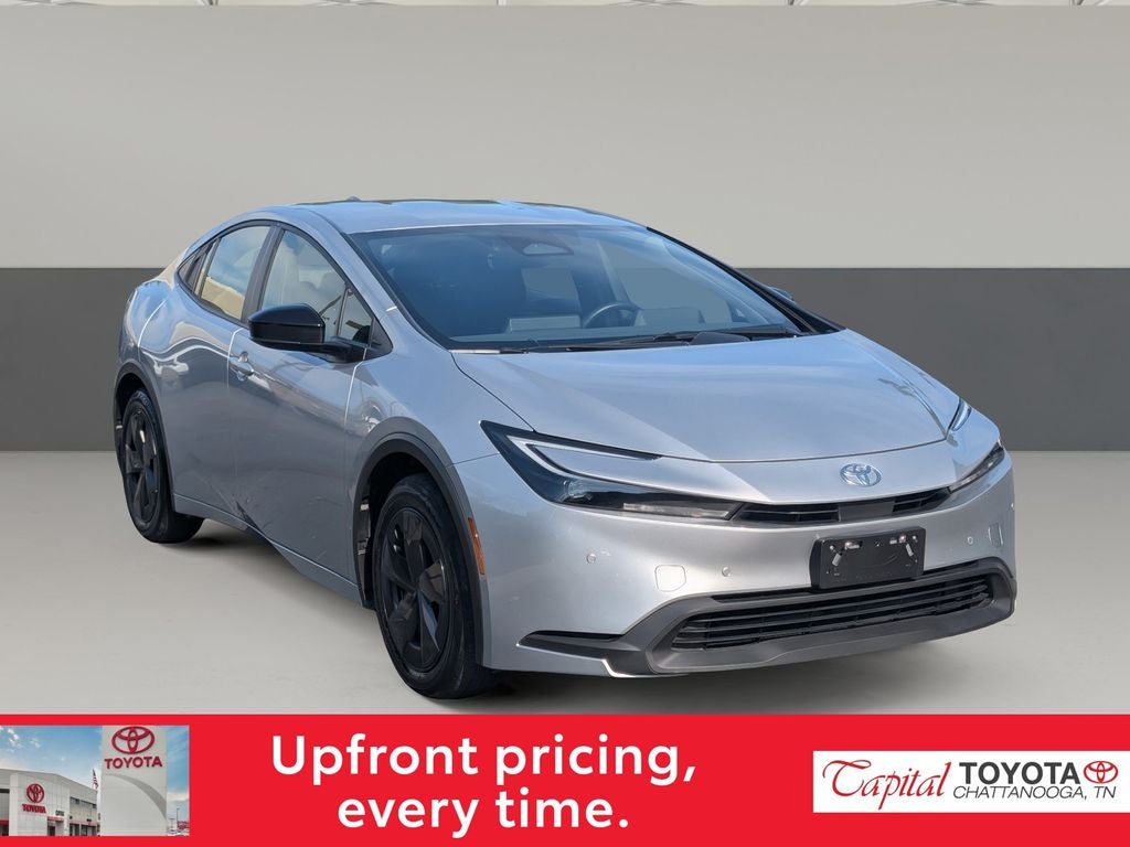 2025 Toyota Prius LE