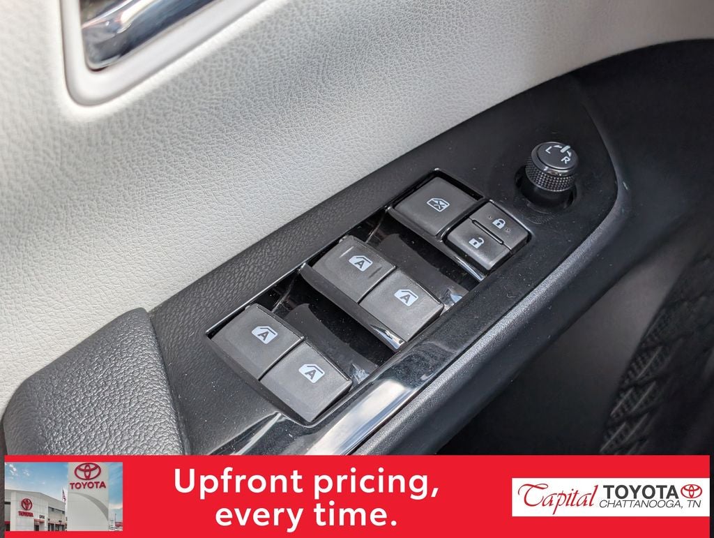 2017 Toyota Prius Four