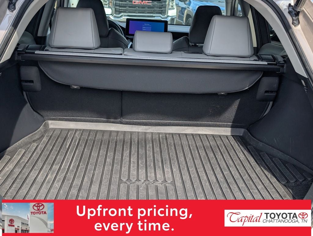 2023 Toyota Venza LE