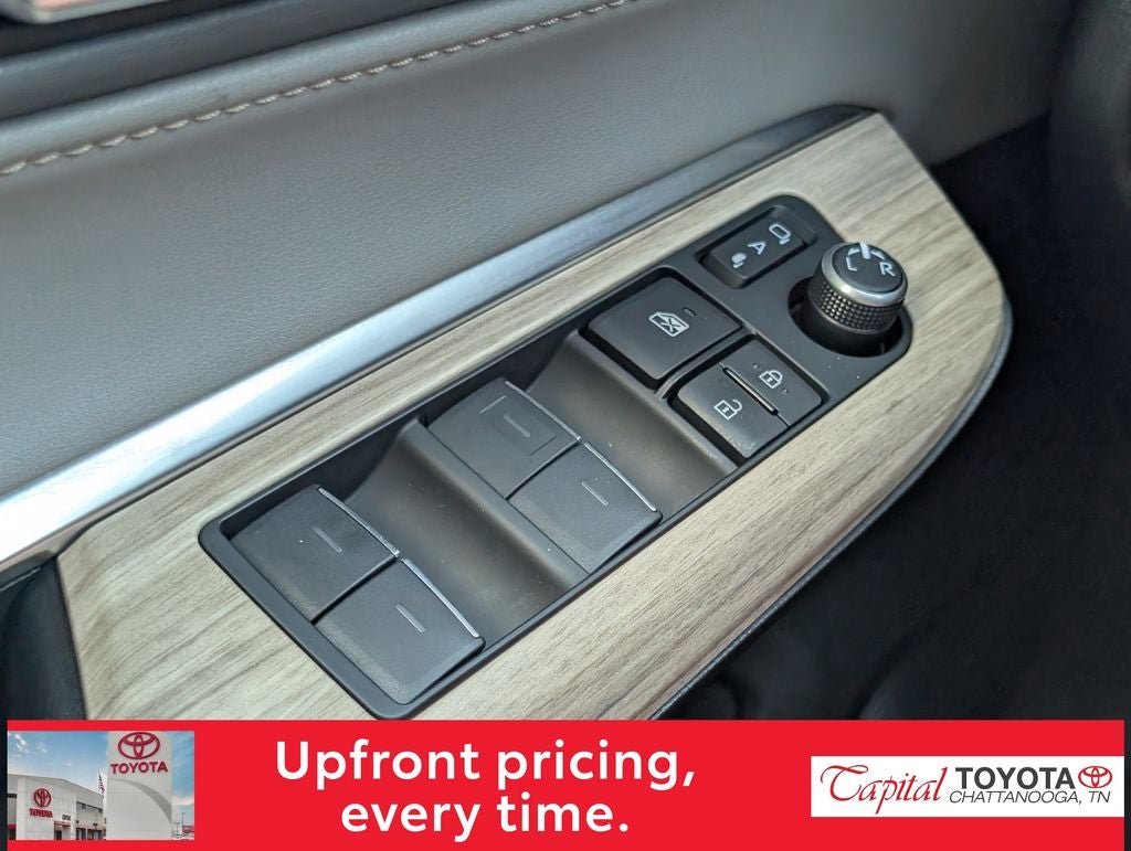 2023 Toyota Venza LE