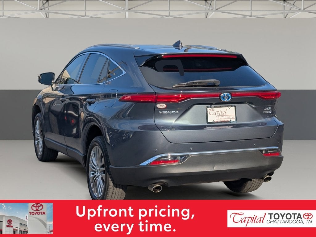 2022 Toyota Venza XLE