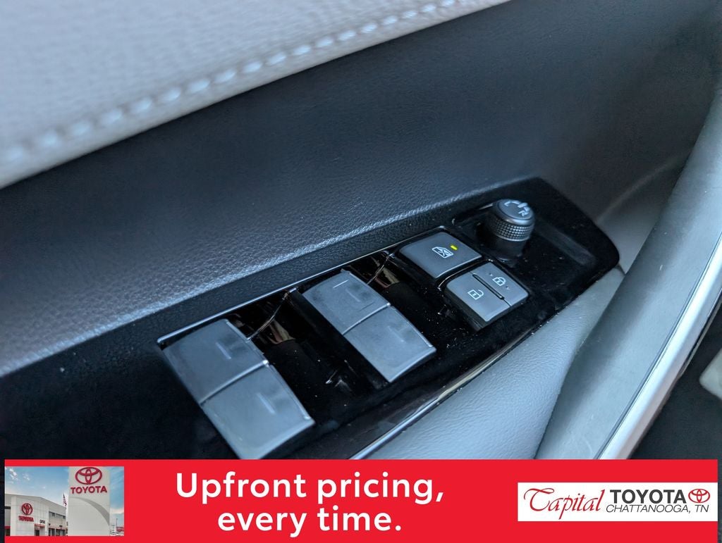 2025 Toyota Corolla Hatchback XSE