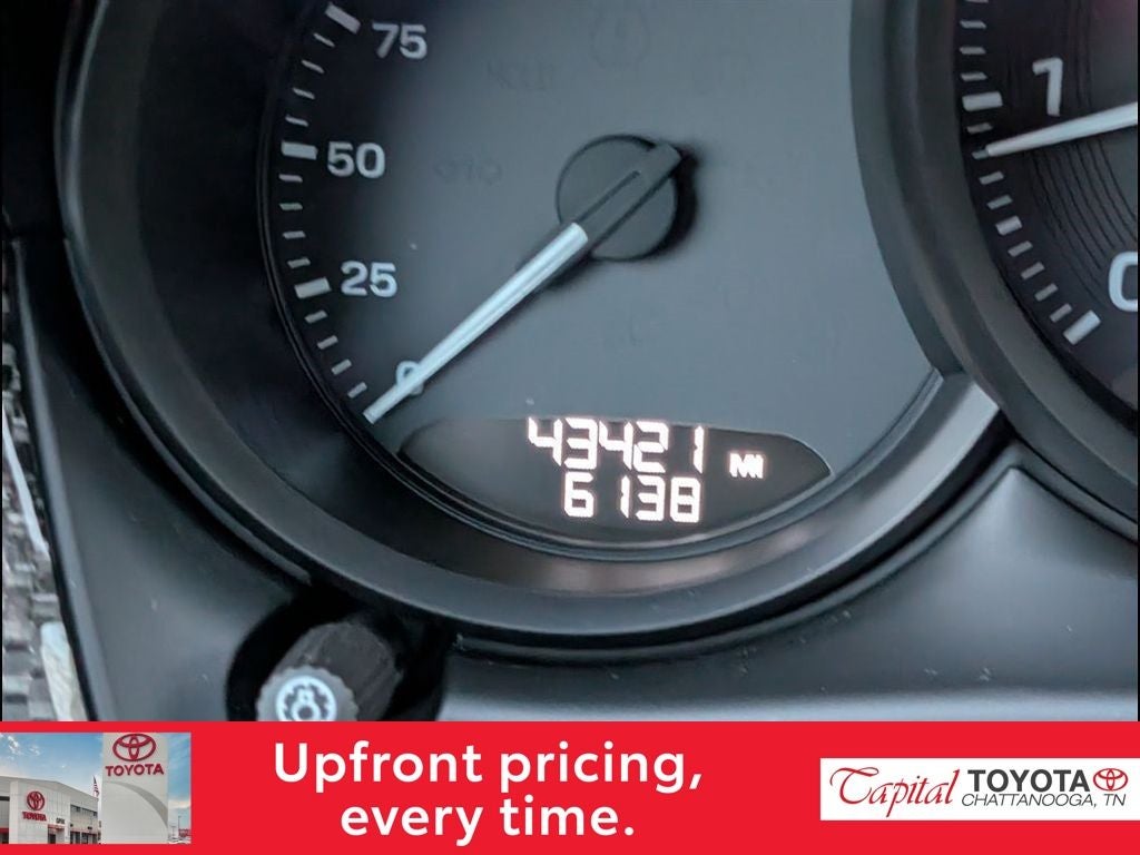 2024 Porsche Macan T