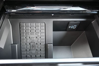 2026 Ford F-550SD Lariat DRW