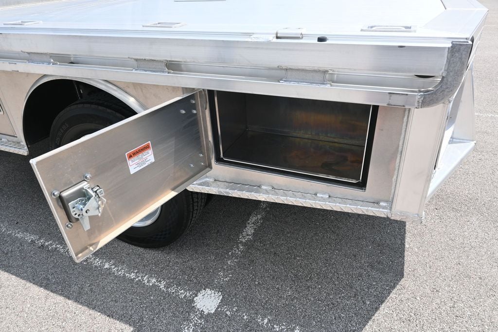 2026 Ford F-550SD Lariat DRW