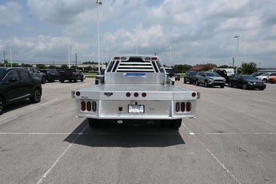 2026 Ford Super Duty F-550 DRW Chassis Cab F-550® LARIAT®