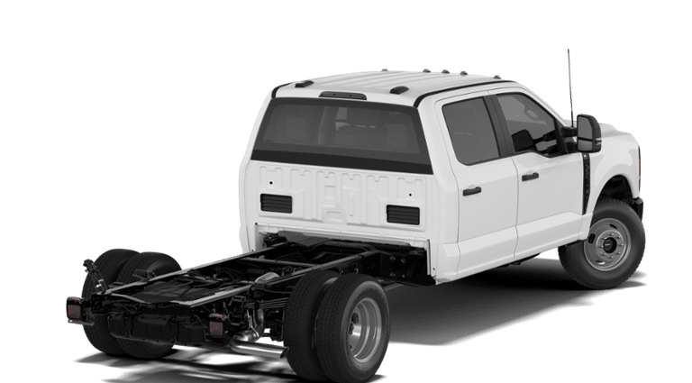 2027 Ford Super Duty F-350 DRW Chassis Cab F-350® XL