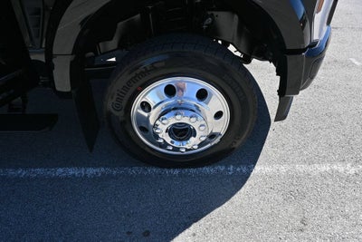 2027 Ford F-550SD Platinum DRW