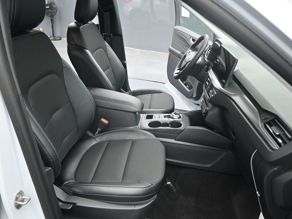 2025 Ford Escape Plug-In Hybrid Base